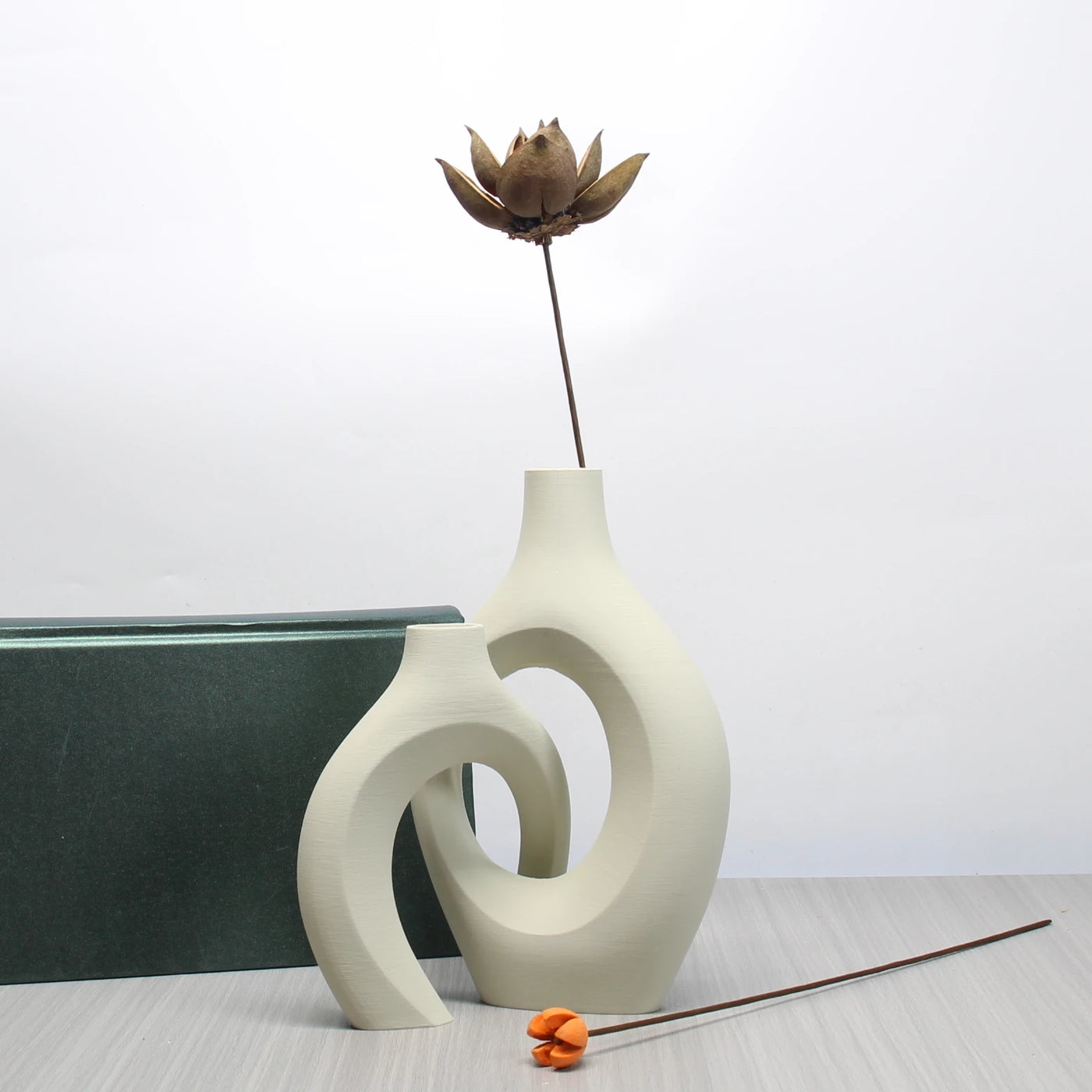 Duo de vases Anneau — céramique mate